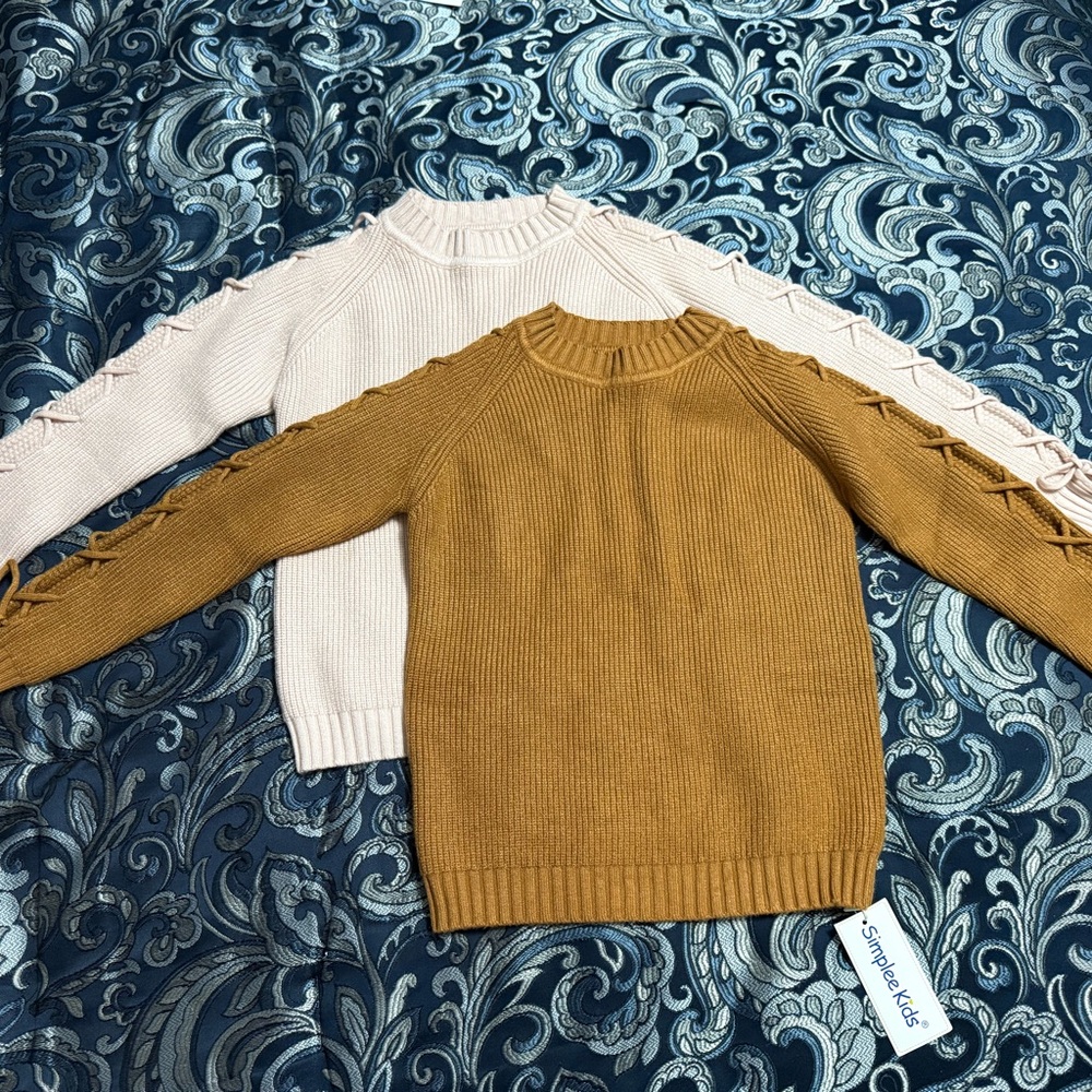 2 Curipeer Girl’s Long Sleeve Knit Sweater Lace Up Crewneck Cute Pullover